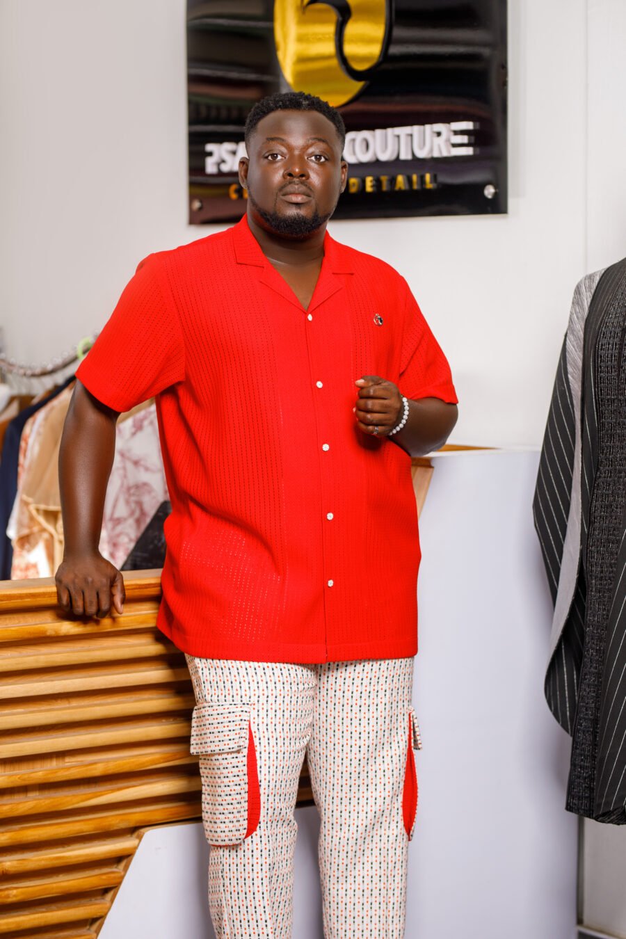 STREET WEAR - Image 2