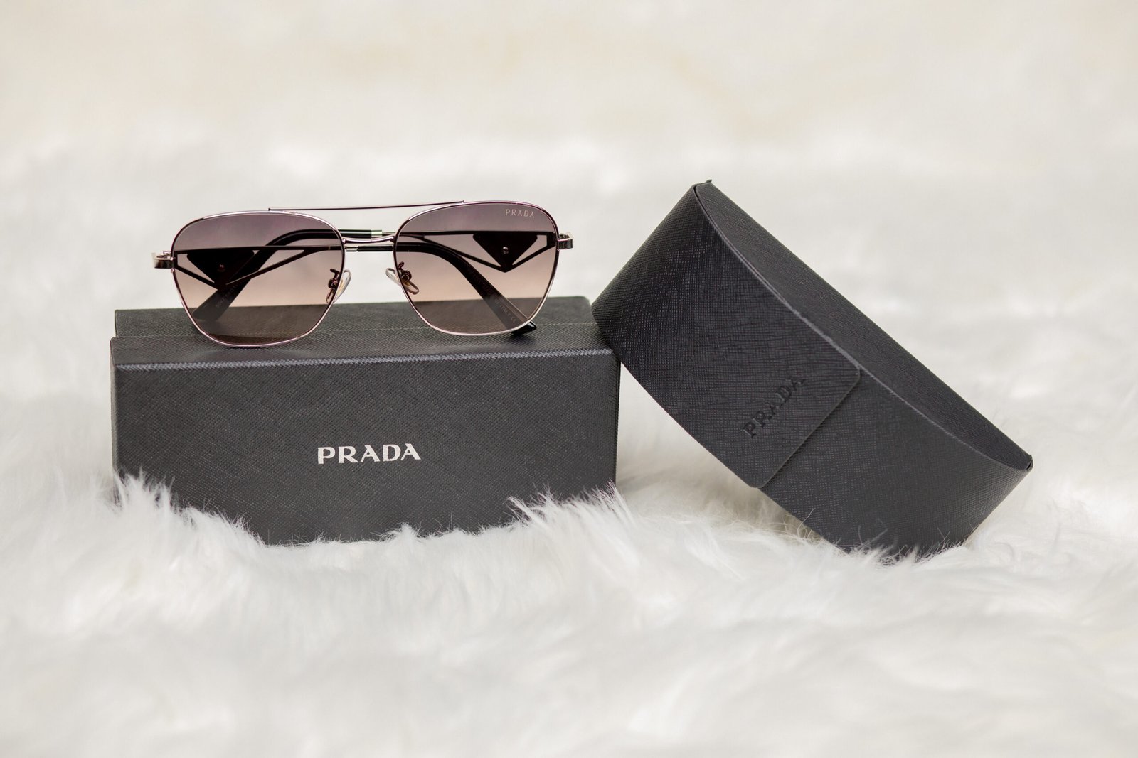 PRADA - Image 13