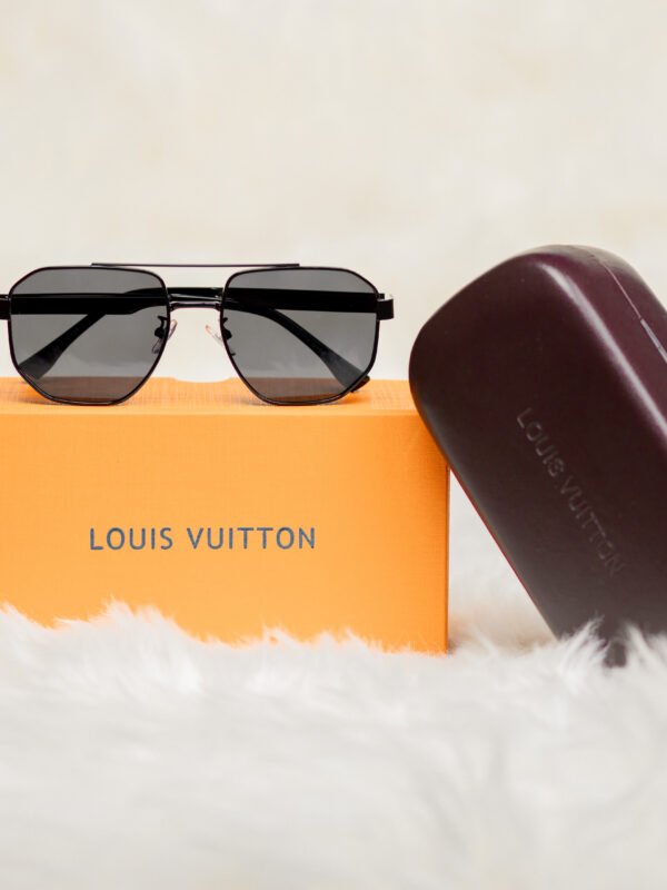LOUIS V